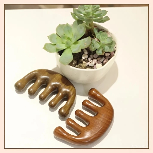 Lược Gỗ Đàn Hương MAKYN